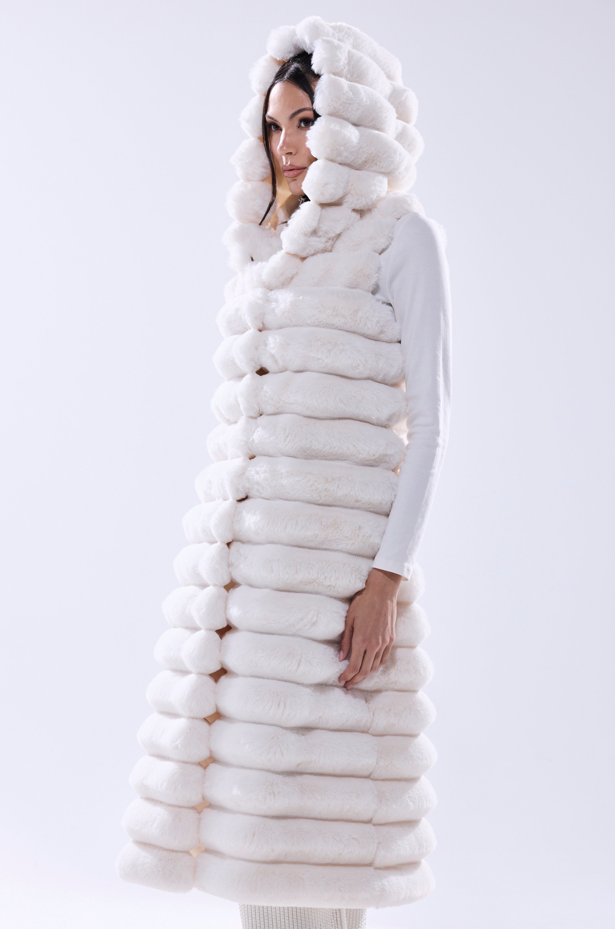 POPPY FAUX FUR HOODED VEST