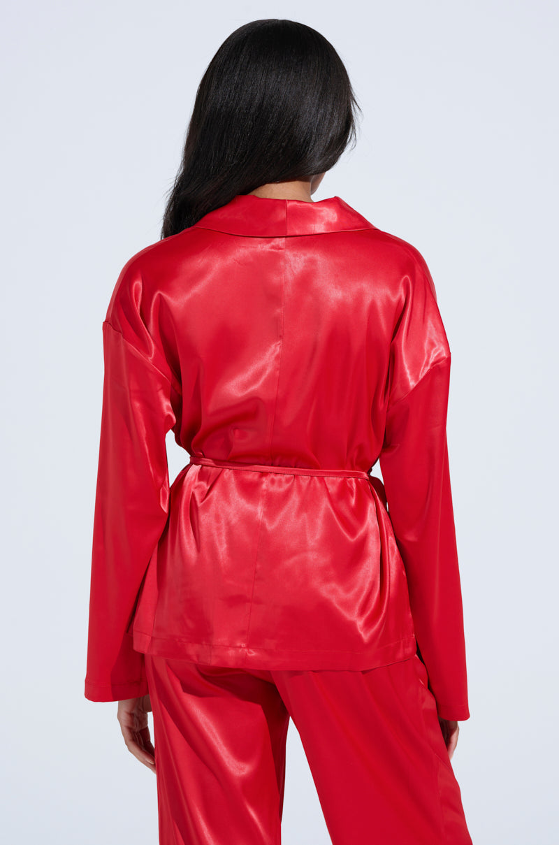 HOLD ONTO ME TIE FRONT BLOUSE