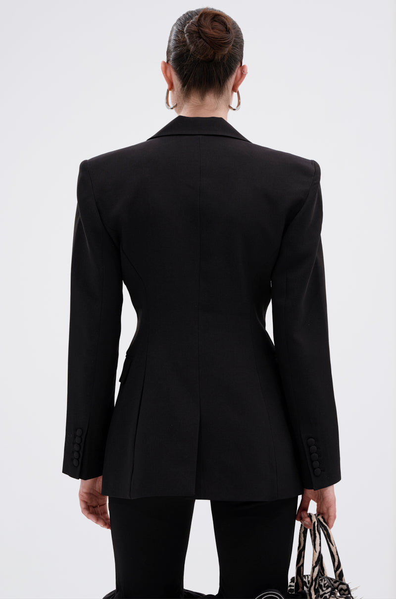 PERFECT FIT BLAZER IN BLACK
