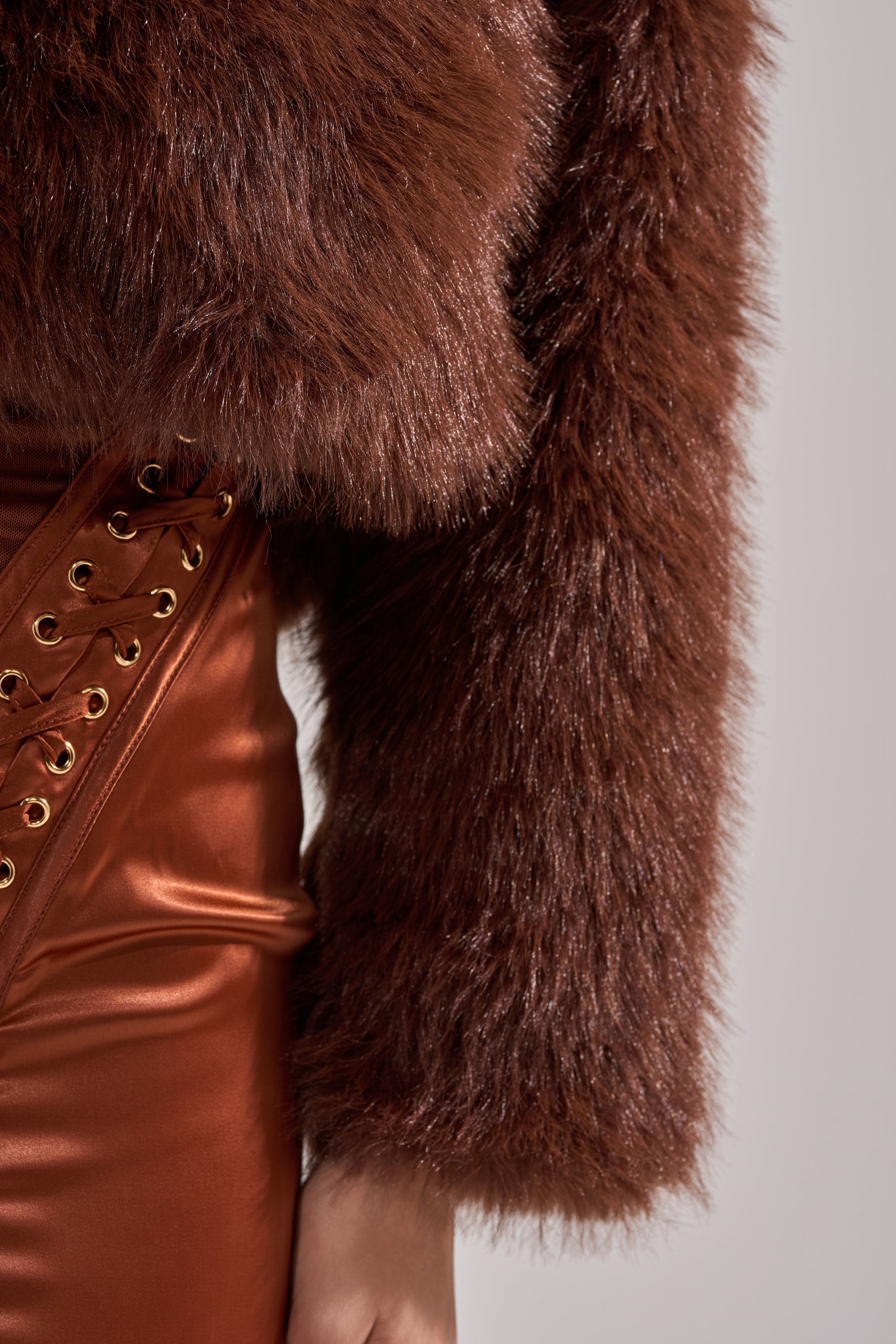 POPPY CROPPED FAUX FUR IN BROWN