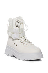 AZALEA WANG PEACHY MONOCHROMATIC SNEAKER IN WHITE
