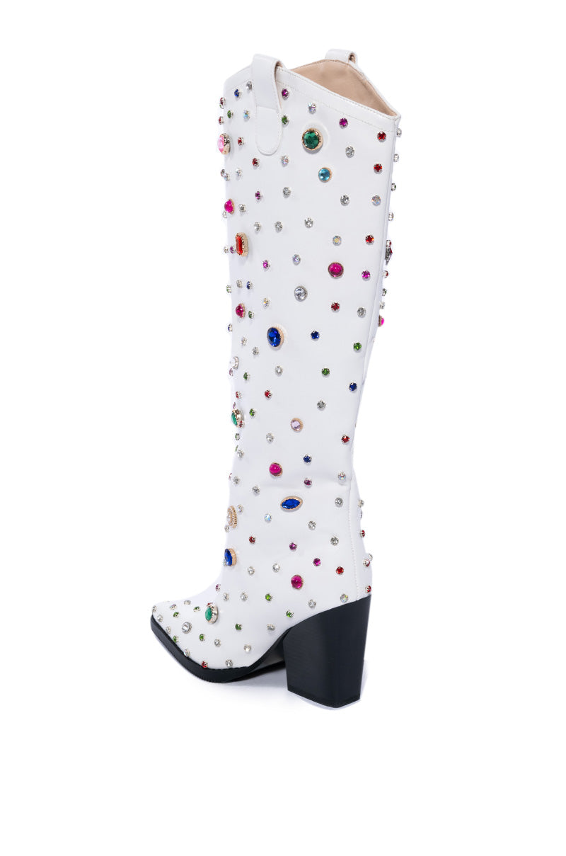 AZALEA WANG FUJI SWEET TREAT EMBELLISHED WESTERN BOOT IN WHITE